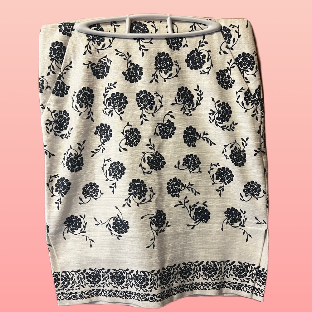 Loft Blue & White Floral Skirt – Size 10
